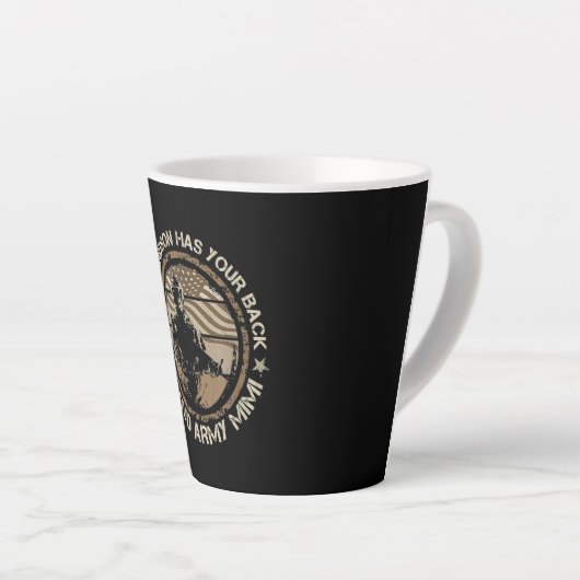 Mijn kleinzoon heeft jouw achterpoot leger Mimi. Latte Mok (Rechterhoek)