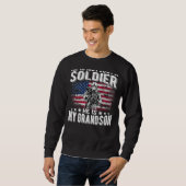 Mijn kleinzoon is een soldaat - Patriottisch Trots Trui (Voorkant volledig)
