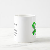 Mijn kleinzoon is een sterk Survivor Green Ribbon Koffiemok (Center)