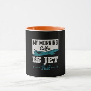 Mijn koffie voor de ochtend is Jet Fuel. Mok