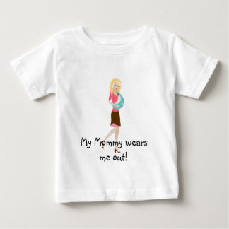 Mijn mama draagt me eruit!