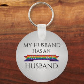 Mijn man heeft een Geweldige homo-homo-typografie Sleutelhanger (Voorkant)