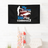 Mijn man houdt van zijn zak en speelt Cornhol. Spandoek (Insitu)