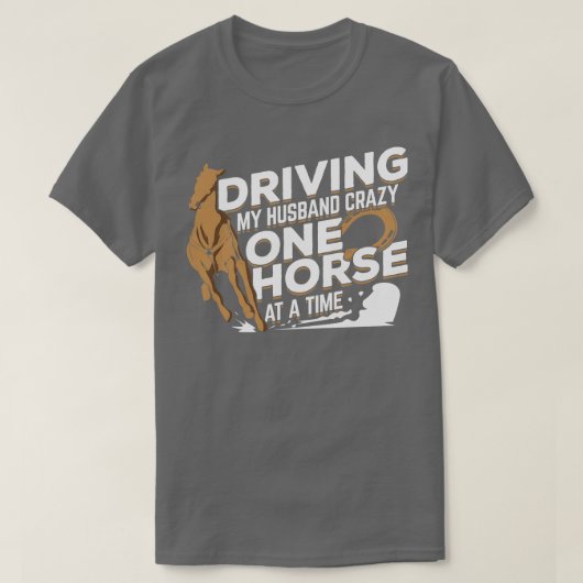 Mijn man rijdt met een paard tegelijk. t-shirt (Design voorkant)
