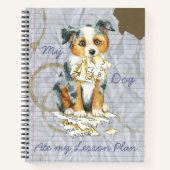 Mijn Mini American Shepherd heeft mijn Lesson Plan Notitieboek (Voorkant)