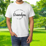 Mijn nieuwe naam is opa New Grandfather Est T-Shir T-shirt<br><div class="desc">Mijn nieuwe naam is opa New Grandfather Est T-Shirt. Een deel van Mijn Nieuwe Naam is Collectie. Uitstekend geschenk voor vaderdag, baby of een speciale gelegenheid.</div>