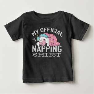Mijn officiële shirt in de greep - luie slaapkamer