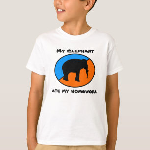 Mijn olifant at mijn huiswerk op t-shirt