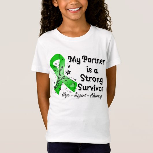 Mijn partner is een sterk Survivor Green Ribbon T-shirt (Voorkant)