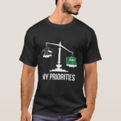 Mijn prioriteiten Saudi-Arabië stoppen de Scales v T-shirt (Voorkant)
