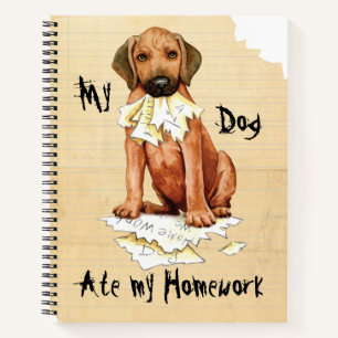 Mijn Rhodezische Ridgeback over mijn thuiswerklapt Notitieboek