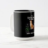 Mijn shiba inu belt | Humor Dog Gift Tweekleurige Koffiemok (Voorkant links)