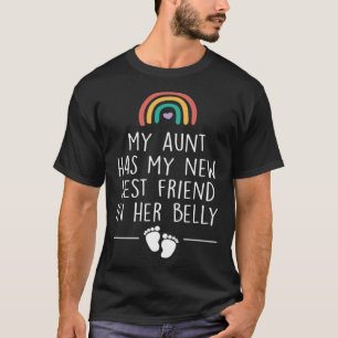 Mijn tante heeft mijn nieuwe beste vriend in haar t-shirt