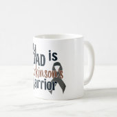Mijn vader is de strijder van Parkinson Koffiemok (Voorkant rechts)