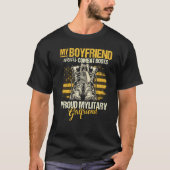 Mijn vriend Wears Combat Boots Militaire Girlfrie T-shirt (Voorkant)