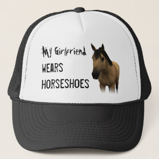 Mijn Vriendin draagt Hoefijzers - Buckskin Trucker Pet