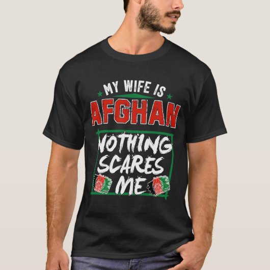 Mijn vrouw is Afghaanse vlag op het gebied van het T-shirt (Voorkant)