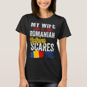 Mijn vrouw is de Roemeense vlag voor het erfgoed v T-shirt