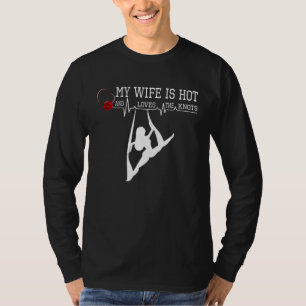 Mijn vrouw is heet en houdt van de knopen aerial y t-shirt