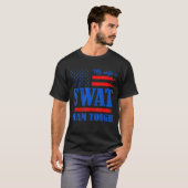 Mijn vrouw is Swat Team Tough Love Joke Anniversay T-shirt (Voorkant volledig)