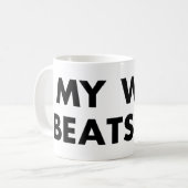 Mijn vrouw slaat me retro grappig koffiemok (Voorkant links)