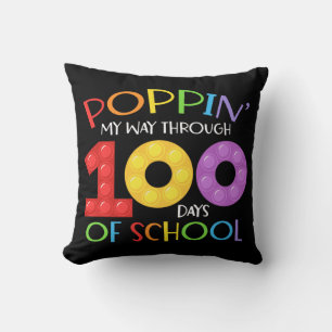 Mijn weg poppen door 100 dagen school kussen