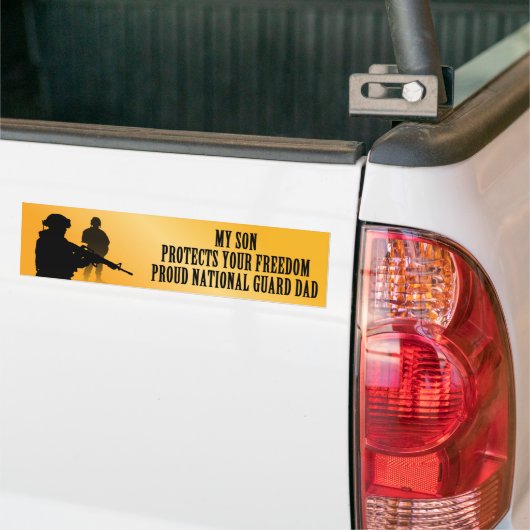 Mijn zoon beschermt uw vrijheid (nationale garde v bumpersticker (Op Truck)