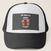 Mijn zoon is een slim koekje trucker pet (Voorkant)