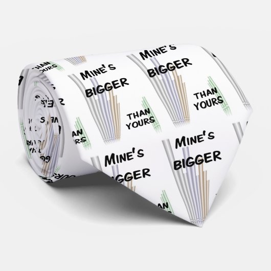 Mijnis groter dan jouw stropdas (Opgerold)