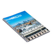Milanese skyline in Italië Notitieboek (Rechterzijde)
