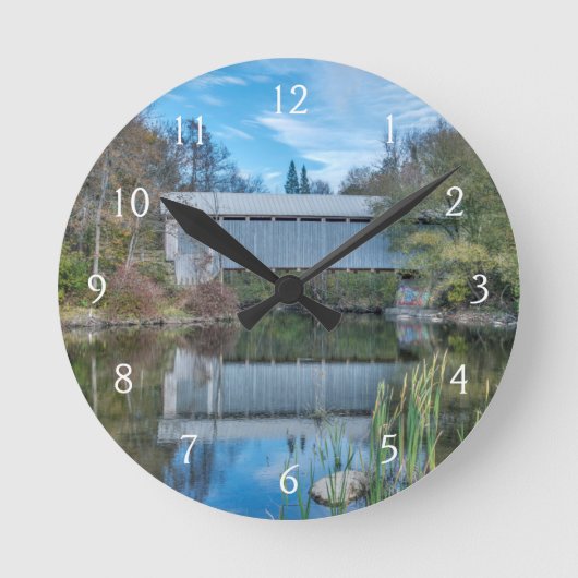 Milby Covered Bridge Ronde Klok (Voorkant)