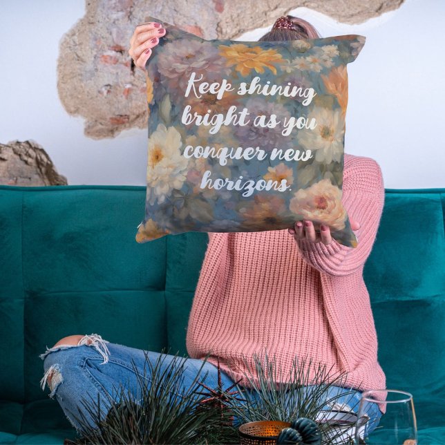 Mild Waterverf Afstuderen Gifts voor kleindochter Kussen (Mild Watercolor Graduation Gifts for Granddaughter)