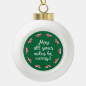 Miles be Merry Keramische Bal Ornament (Voorkant)