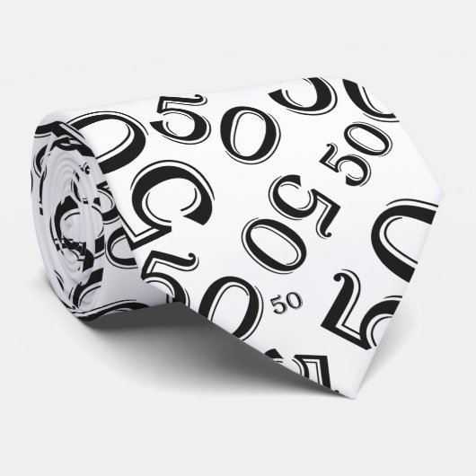 Milestone 50 Random Number Pattern Zwart/Wit Stropdas (Opgerold)