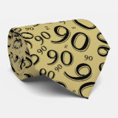 Milestone 90 Random Number Pattern Zwart/Goud Stropdas (Opgerold)