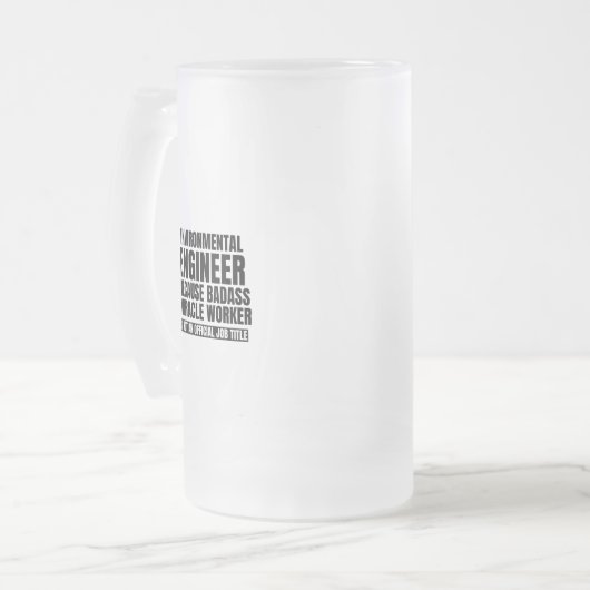 Milieuingenieur omdat wondermiddel in een badass matglas bierpul (Voorkant links)