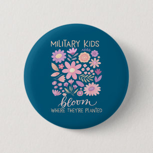 Militair kind paardenbloem bloeit waar geplant paa ronde button 5,7 cm