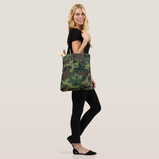 Militaire Camo Camouflage Tote Bag (Op model)