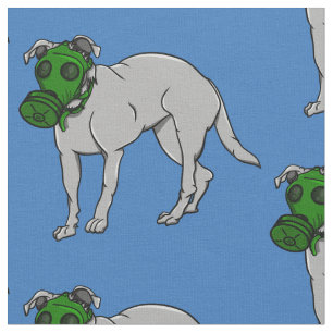 Militaire hond die een canine gasmasker draagt stof