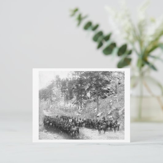 Militaire Mannen in rijen op foto van Horseback Briefkaart (Staand voorkant)