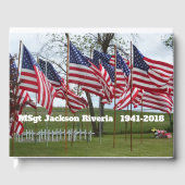 Militaire Memorial voor Amerikaanse vlaggen en kru Gastenboek (Voorkant)