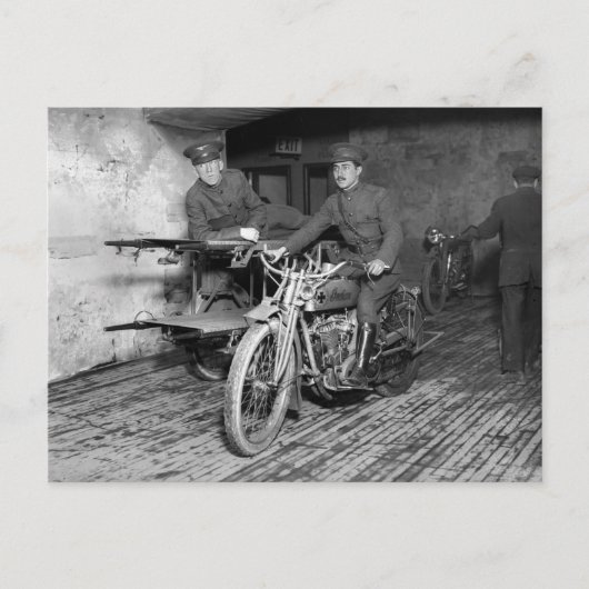 Militaire motorfiets EMT, jaren 1910 Briefkaart (Voorkant)