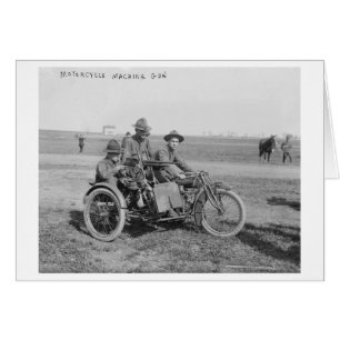 Militaire motorfiets met Pistool van sidecar en ma