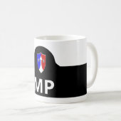 Militaire politie Brassard Coffee Mok (Voorkant rechts)