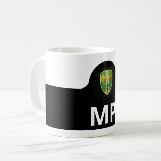 Militaire politie Brassard Coffee Mok (Voorkant links)
