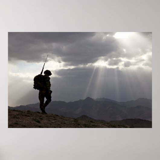 Militaire silhouettes in God, we vertrouwen Poster (Voorkant)