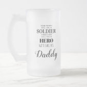 Militaire soldaat held papa vaders dag foto matglas bierpul (Links)