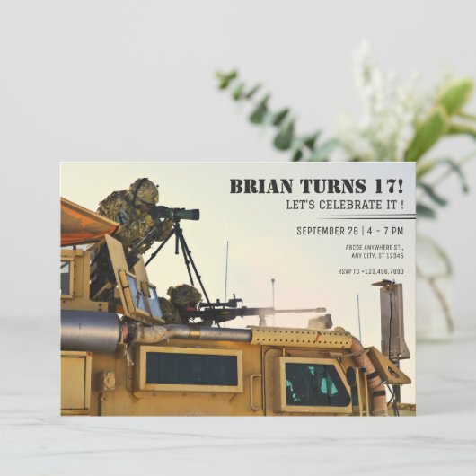 Militaire soldaat verjaardag kaart (Staand voorkant)
