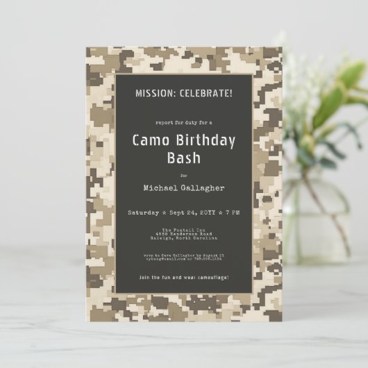 Militaire Soldaat Zand Digitale Camouflage Verjaar Kaart (Staand voorkant)