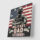Militaire vader: sterk, vlag, heldhaftig vierkante klok (Hoek)